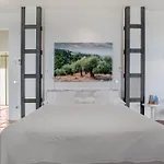 Cortijo La Almazara *