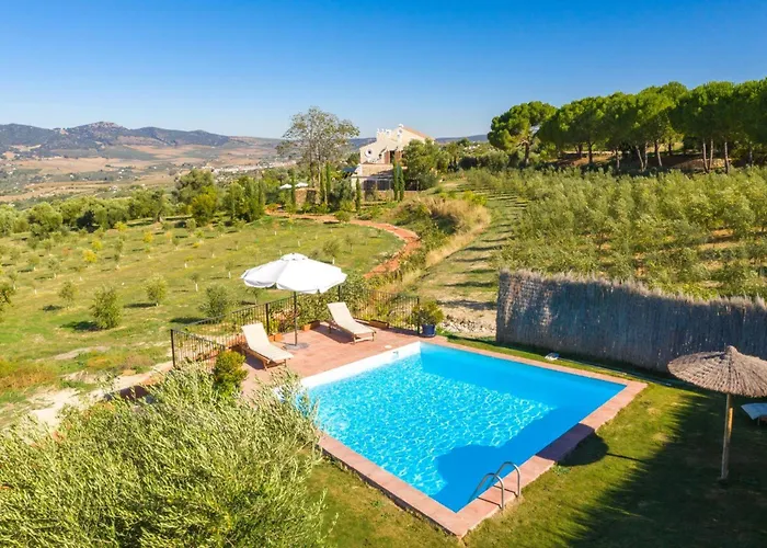 빌라 Cortijo La Almazara 론다