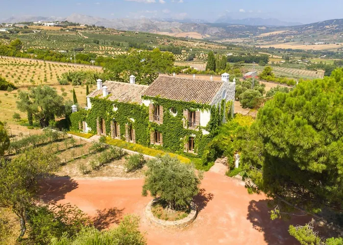 Cortijo La Almazara וילה